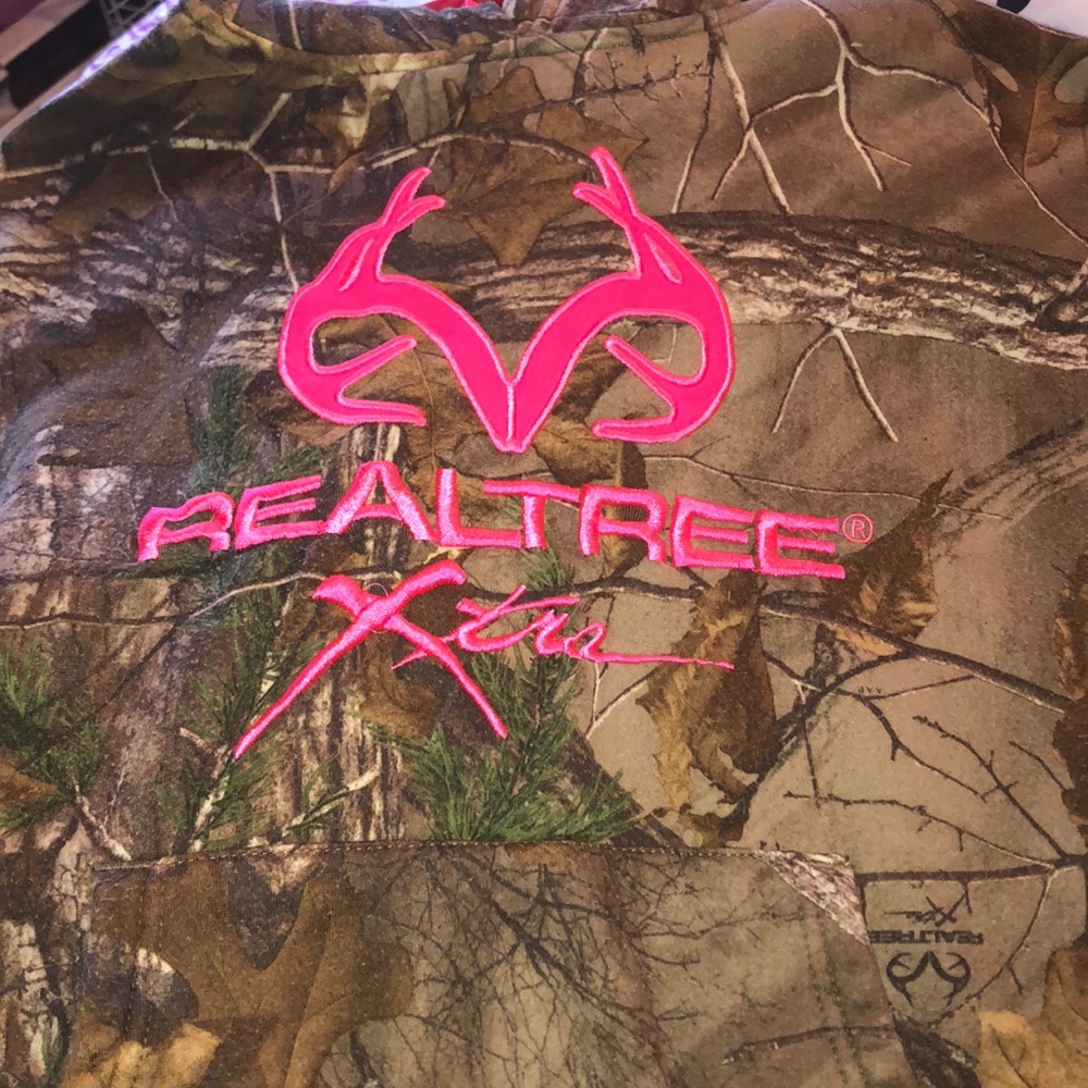 Camo sweatshirt